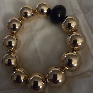 Elegant Gold and Black Beaded Bracelet